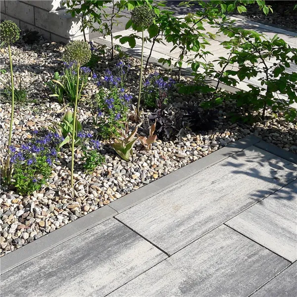 SEMMELROCK METRA 8 / chodníkový obrubník 100x8x25 cm, horní plocha rovná - šedá