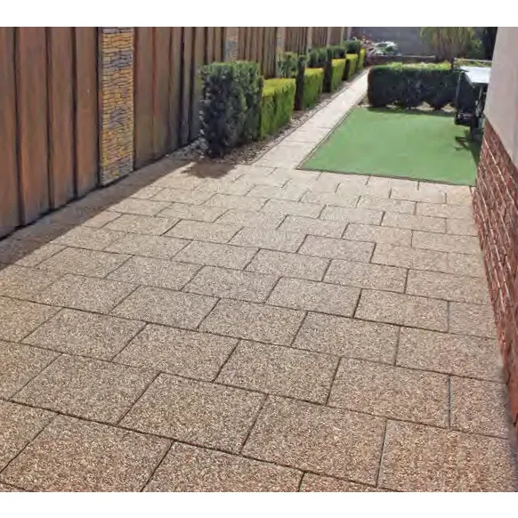 SEMMELROCK PICOLA / vymývaná dlaždice s hrubším povrchem 40,5x40,5x3,8 cm - říční stěrk hnědá