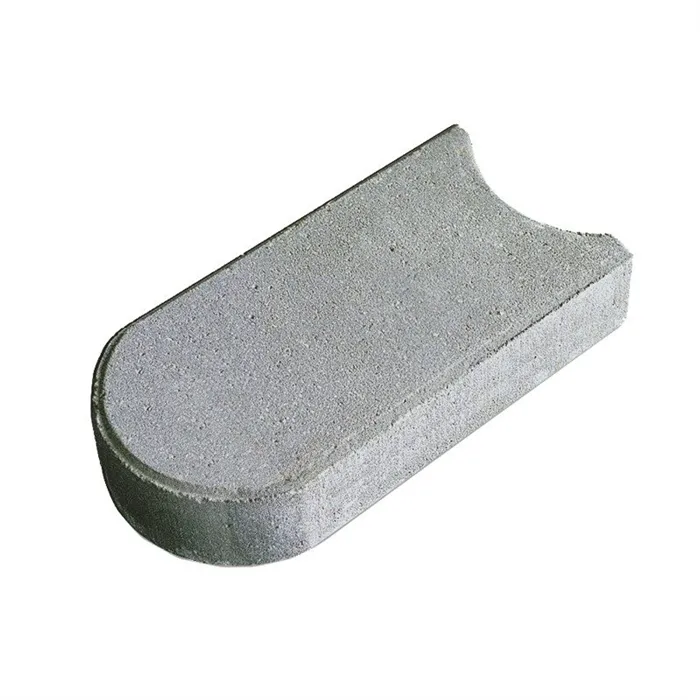 SEMMELROCK TRÁVNÍKOVÝ OBRUBNÍK / 22x12x4 cm, se zkosenou hranou, hladký povrch, oblé zakončení - šedá