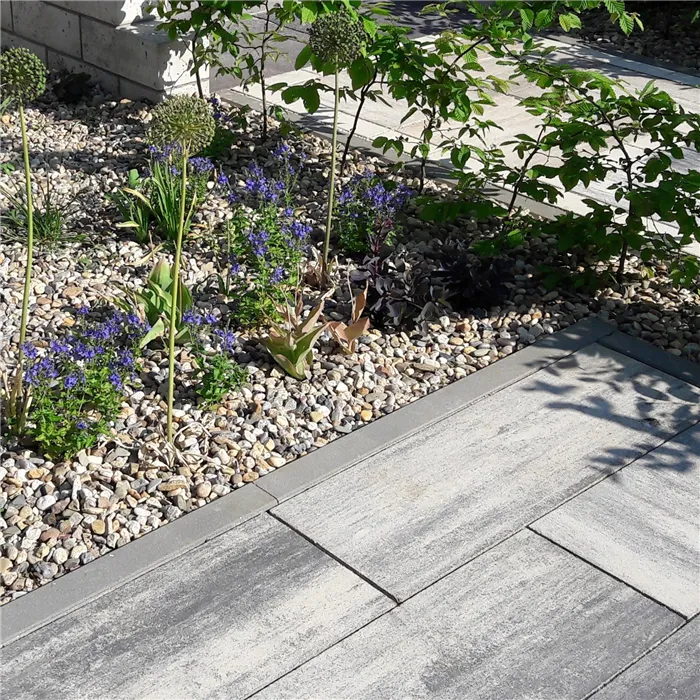 SEMMELROCK METRA 5 / chodníkový obrubník 100x5x20 cm, horní plocha rovná - šedá