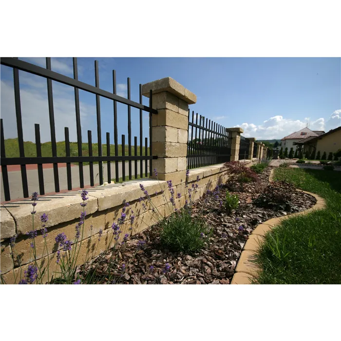 SEMMELROCK CASTELLO / plotový systém - stříška 33x25x8 cm, otloukaný povrch, rustikální vzhled, nepravidelné hrany - písková