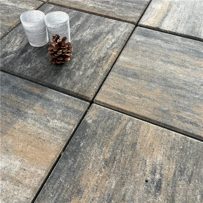 SEMMELROCK ZAHRADNÍ DLAŽDICE ELEGANT / dlaždice 30x30x5 cm, mírně sražené hrany - bíločernokaramelová