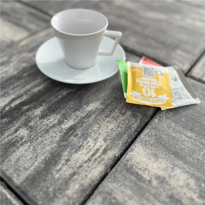 SEMMELROCK ZAHRADNÍ DLAŽDICE ELEGANT / dlaždice 50x50x5 cm, mírně sražené hrany - bíloantracitová