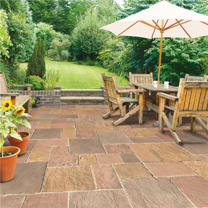 SEMMELROCK BRADSTONE OLD TOWN / dlaždice výška 3,8-4,4 cm, struktura přirozeně zvětralého povrchu, nepravidelné hrany - měděnohnědá