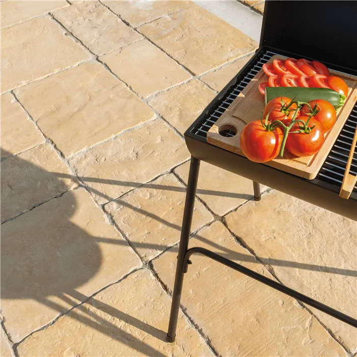 SEMMELROCK BRADSTONE OLD TOWN / dlaždice výška 6,8-7,4 cm, struktura přirozeně zvětralého povrchu, nepravidelné hrany - pískovcová